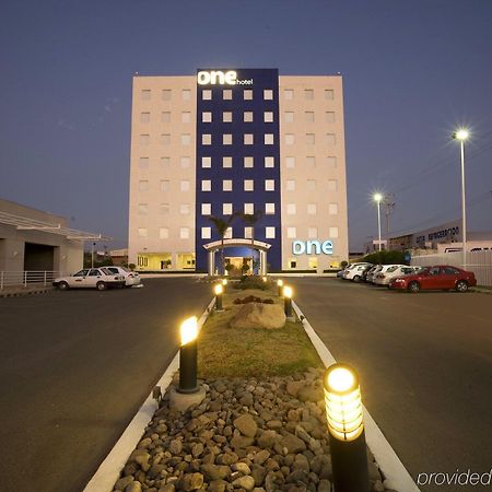 One Aguascalientes Sur Hotel Exterior foto